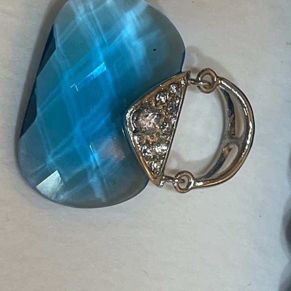 Blue Agate Gemstone Bracelet w/ Swarovski “Purse” Charm & Sterling Silver Clasp - Picture 6 of 12